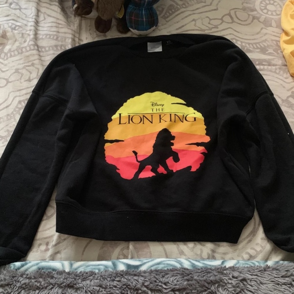 Lion King crop shirt